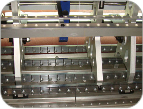 Máquinas estofando automatizadas da multi-agulha de alta velocidade para o fornecedor da máquina do colchão